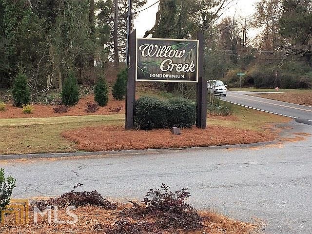 1st image of 621 Willow Creek Dr