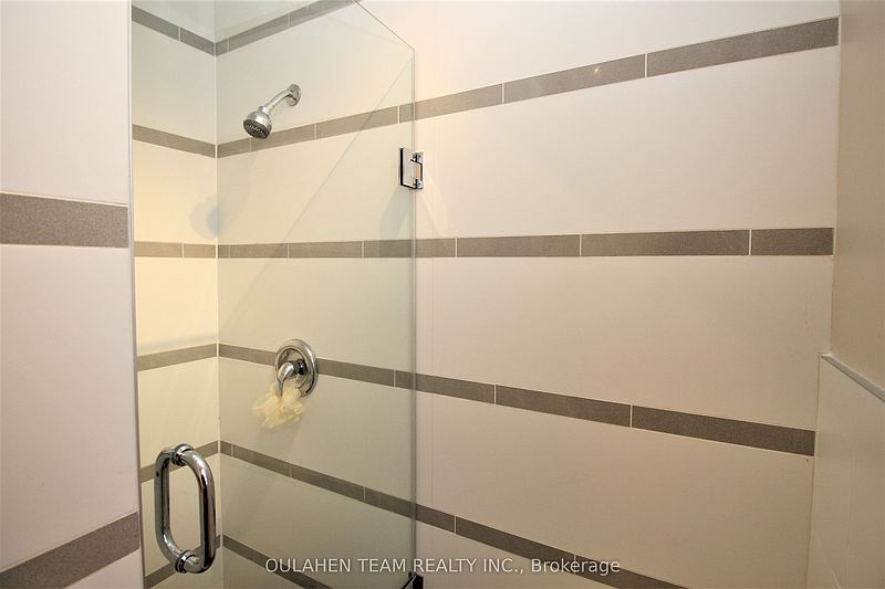 Toronto House for rent - 3 Bedrooms — photo 10