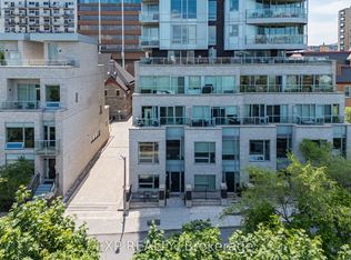432 Sparks St, Ottawa, ON K1R 0B2