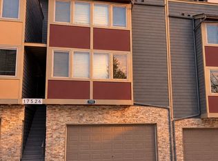 17526 83rd Pl NE UNIT 103, Kenmore, WA 98028