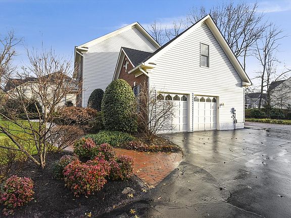 5th image of 1501 Dade Ln