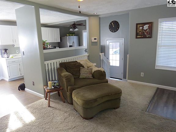 3rd image of 3203 N Walnut St