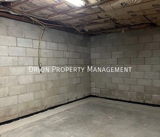 4071 W Broadway Ave — Photo 9