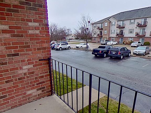 5th image of 2491 Sycamore Ln #10