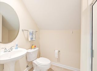 12 Point West Dr, Bluffton, SC 29910