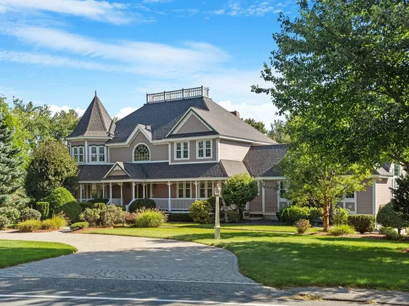 278 Chestnut St, Wilmington, MA 01887