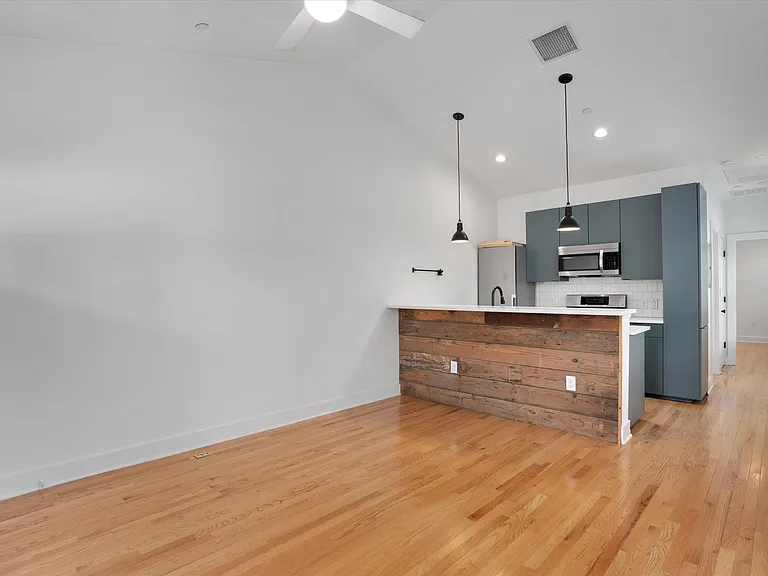 4004 Avenue C #A — Photo 12