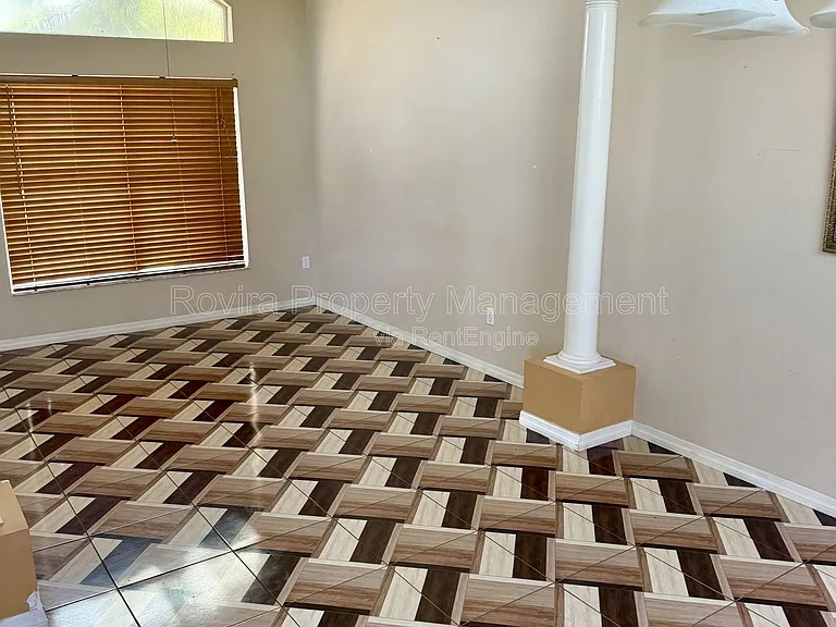 1501 Chevington Ct — Photo 7