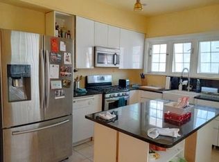 4917 Pine St, Philadelphia, PA 19143