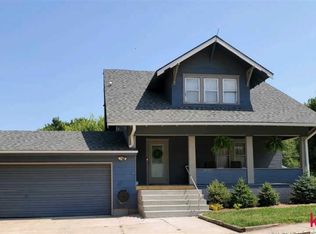 104 S Way Ave, Sutton, NE 68979