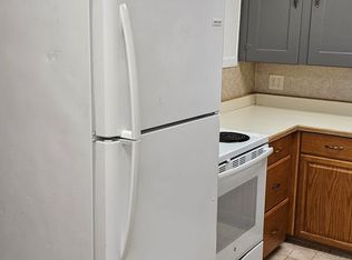 129 College Ave APT 1B, Waterville, ME 04901