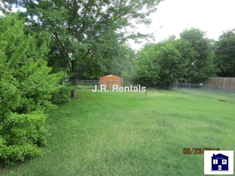 304 Ridge St — Photo 19