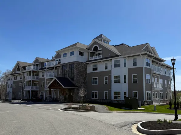 1 Longview Drive #205, Atkinson, NH 03811