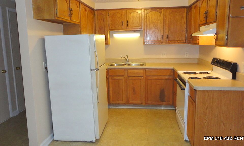 1st image of 35 Parkwood St #Basement