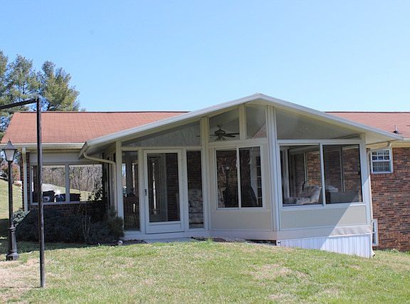 5th image of 287 Brentwood Dr