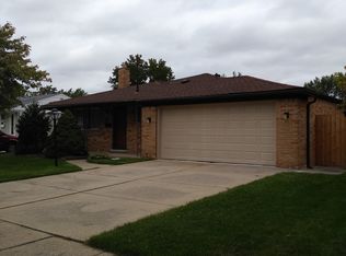 34039 Viceroy Dr, Sterling Heights, MI