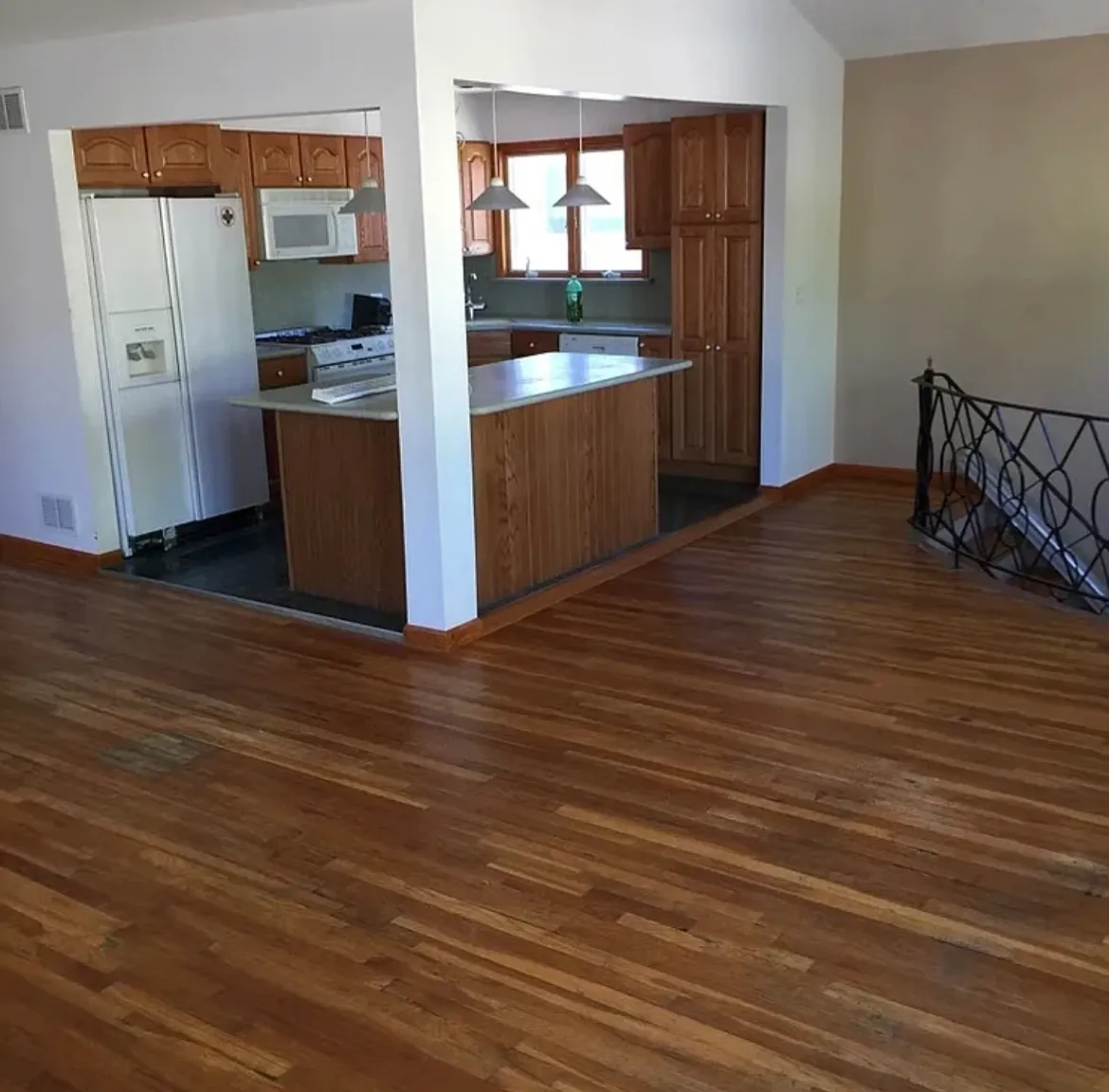 154 Stroud Avenue — Photo 2