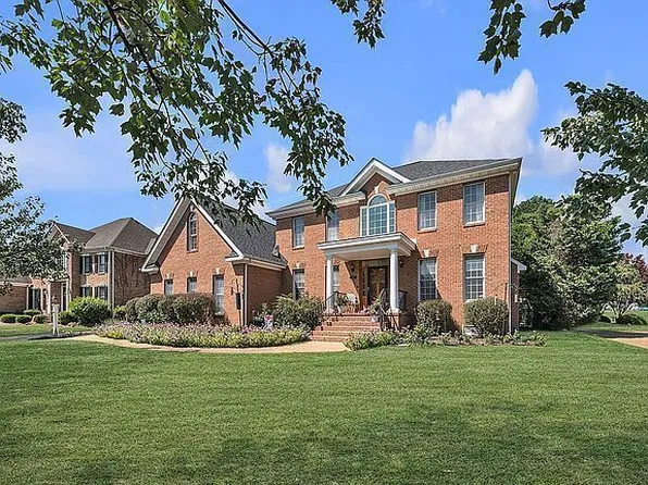5314 Marsh Landing Ln, Suffolk, VA 23435
