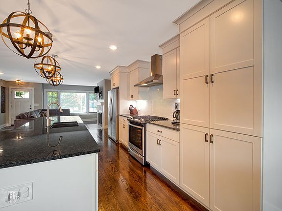 5th image of 7715 W Birchwood Ave