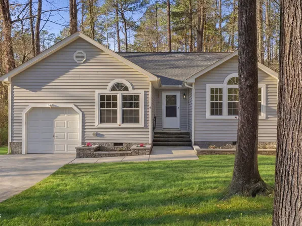 4 Rockwood Cir, Durham, NC 27707