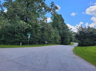 28 Buckeye Rd, Fayetteville, GA 30214