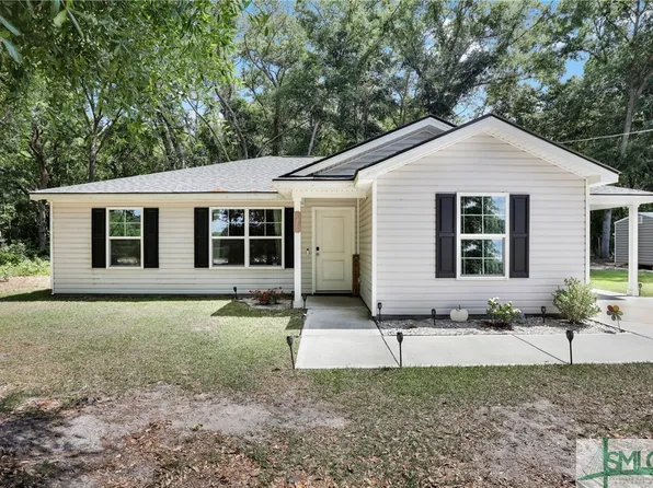 122 Oak Ridge Cemetery Road SW, Ludowici, GA 31316