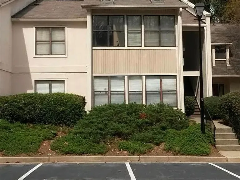 1204 Old Hammond Chase — Photo 1