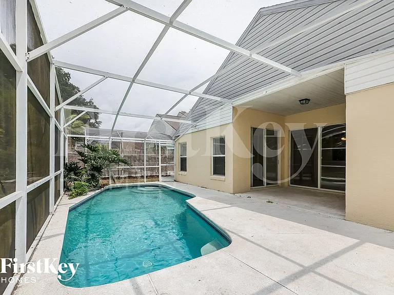 2639 Chatham Cir — Photo 13