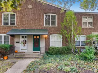 2951 Lincoln Ave, Riverside, IL 60546