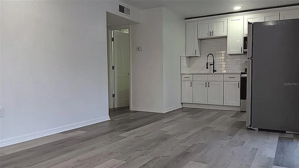 1 bed, 1.0 bath, 550 sqft, $1,300 — Photo 4