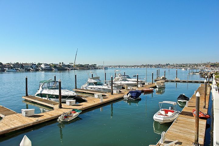 2nd image of 2525 Ocean Blvd #C-3