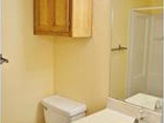 3rd image of 716 W Mulberry St APT 12