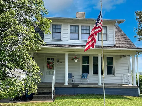 321 Young Ln, Saint Clairsville, OH 43950