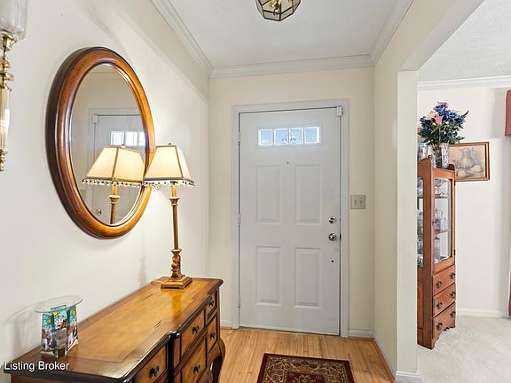 5th image of 2702 Thornwood Ct