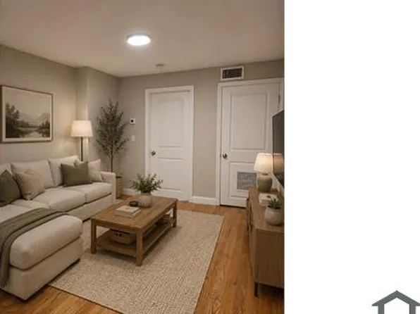 204 N Franklin St, Holbrook, MA 02343