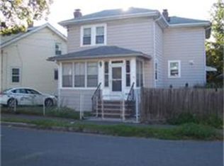 76 Willet St, Quincy, MA 02170