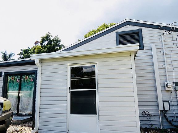 3rd image of 469 Grenier Dr