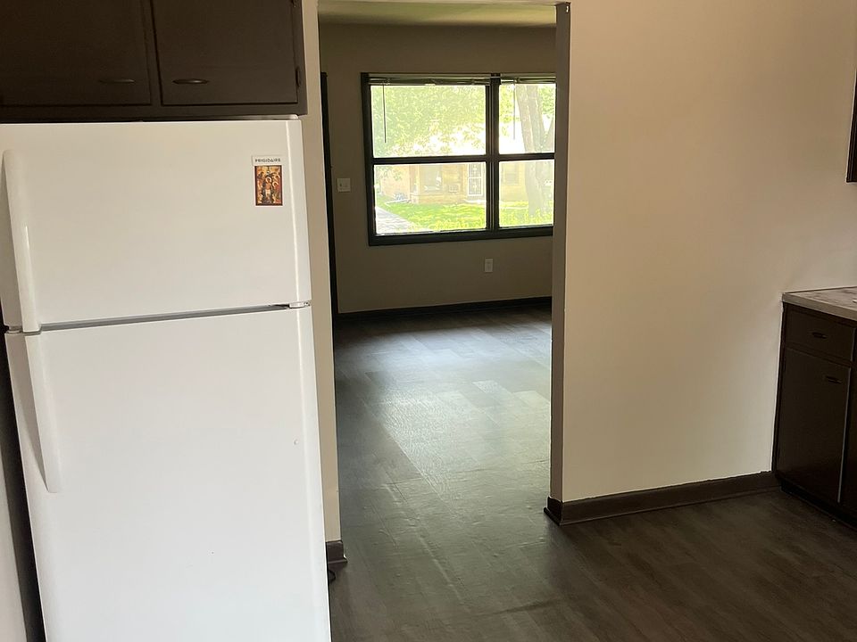 1st image of 812 N Gladstone Ave APT C