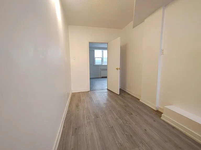 136 Weber St E #8 — Photo 17