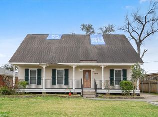 232 River Point Dr, Destrehan, LA 70047