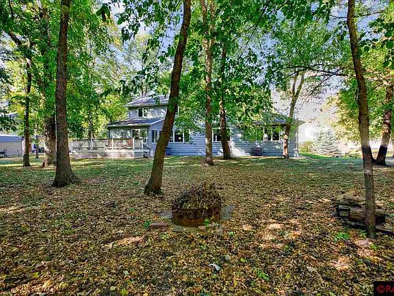 3rd image of 1546 Tower Blvd