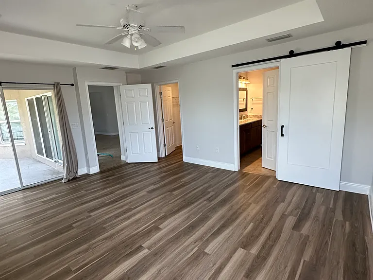 6501 Manila Palm Way — Photo 2