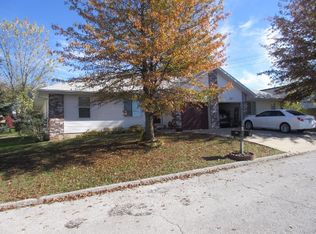 1202 Flora St, Nixa, MO 65714
