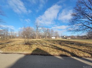 1944 Putnam St, Detroit, MI 48208