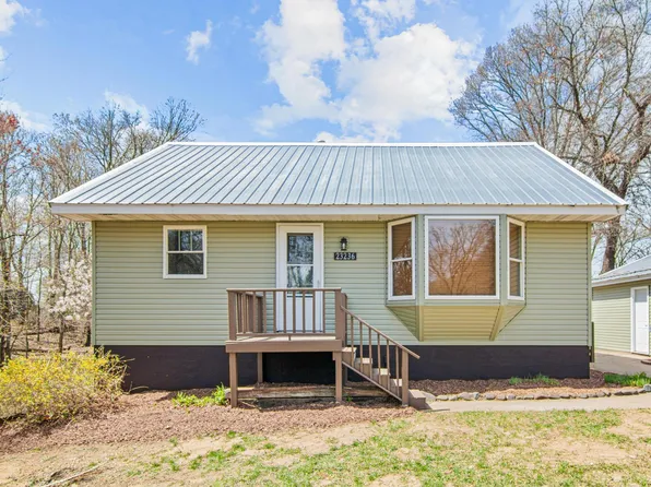 23236 Erskine St NE, East Bethel, MN 55005