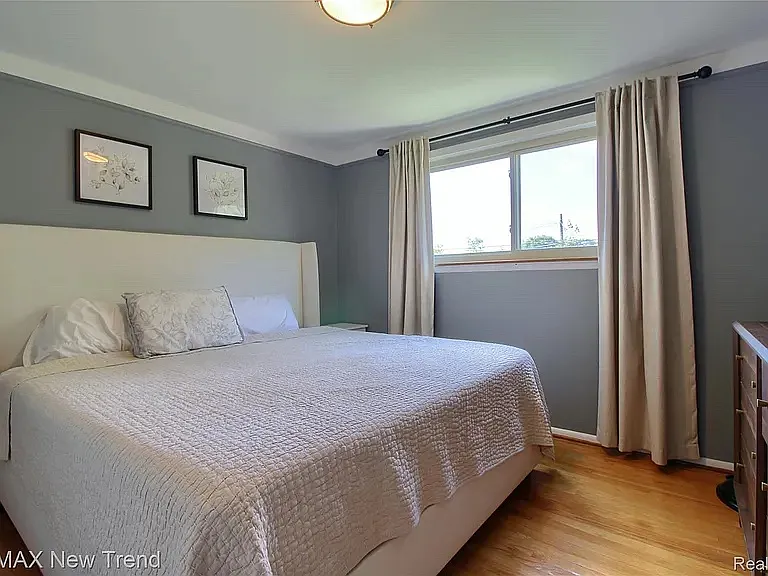 254 Harvard Ave — Photo 10