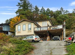 2486 Jeanine Dr, Langford, BC V9B 4Y1