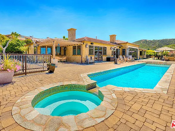 2624 Costebelle Dr, La Jolla, CA 92037