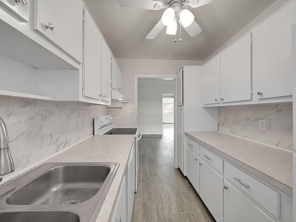 1st image of 2120 NE 42nd Street #2a