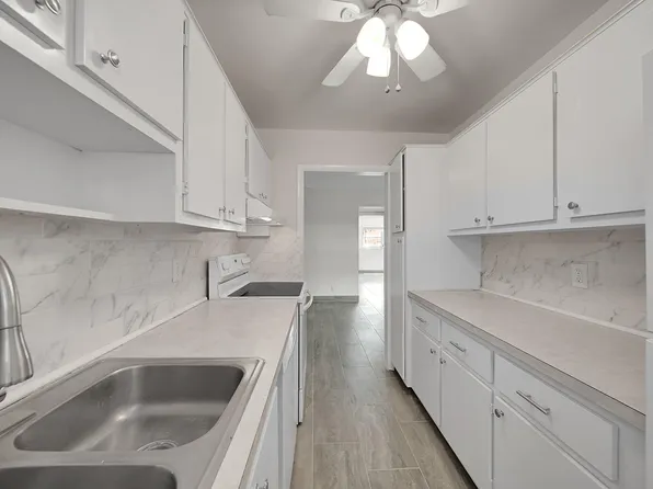 2120 NE 42nd Street #2a, Lighthouse Point, FL 33064